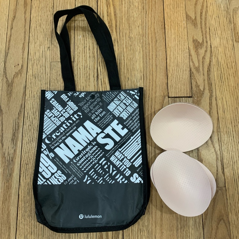 Lululemon new bra pad inserts 2 pairs 8/10 w/ new small black shopping tote bag
